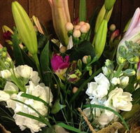 Alpine Blooms Florist Mansfield - Accommodation Batemans Bay
