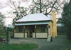 Adam Lindsay Gordon Cottage - Accommodation Batemans Bay 0