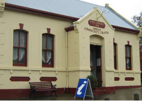 Drysdale Community Craft Shop - Accommodation Batemans Bay 0