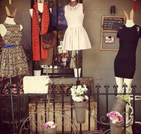 Frou Frou Designs - Accommodation Batemans Bay