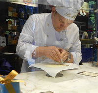 Lindt Maitre Chocolatier - Accommodation Batemans Bay