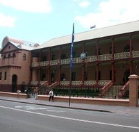 Parliament House - Accommodation Batemans Bay