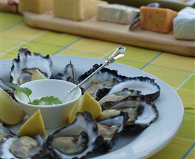 Oyster Shed On Wray Street - Accommodation Batemans Bay 0