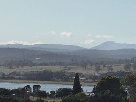 Gravelly Beach TAS Accommodation Batemans Bay