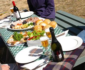 Gold Class Adventures - Accommodation Batemans Bay 2