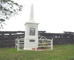 Evelyn Scrub War Memorial - Accommodation Batemans Bay 0