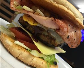 CamJai Catering And Takeaway Cafe And Function Catering - Accommodation Batemans Bay 2