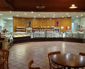 Strathy Hot Bread - Accommodation Batemans Bay 2