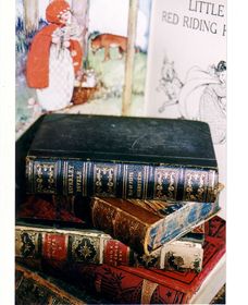The Known World Bookshop & Boutique City Apartment - Accommodation Batemans Bay 3