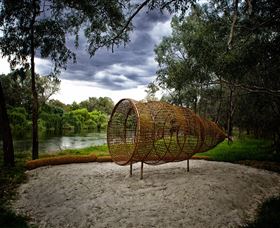 Wagirra Trail And Yindyamarra Sculpture Walk - Accommodation Batemans Bay 5