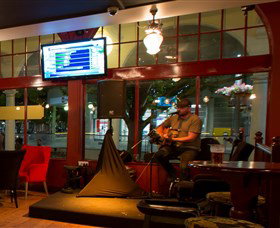 PJ O'Reilly's Irish Pub - Accommodation Batemans Bay 1
