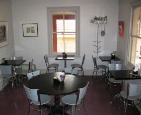 Ben Roberts Cafe And Gallery - Accommodation Batemans Bay 1