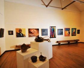 Blue Knob Hall Gallery And Cafe - Accommodation Batemans Bay 0