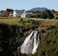 Waratah Falls - Accommodation Batemans Bay