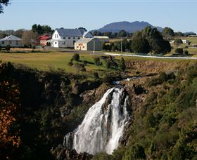 Waratah Falls - Accommodation Batemans Bay 0