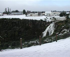 Waratah Falls - Accommodation Batemans Bay 1