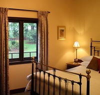 MossGrove Bed and Breakfast - Accommodation Batemans Bay