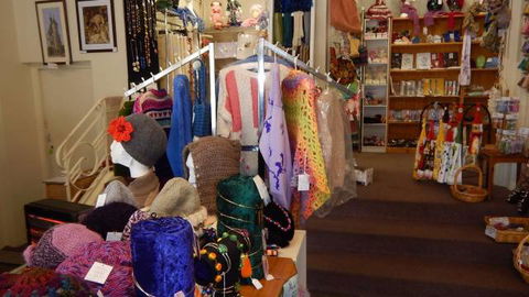 Gift Makers Of Yass - Accommodation Batemans Bay 0