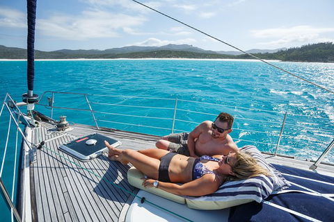 2-Night Whitsundays Private Charter Aboard Cruising Yacht MiLady - Accommodation Batemans Bay 1