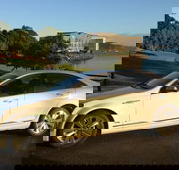 Limo from Proserpine airport to Airlie Beach - Accommodation Batemans Bay
