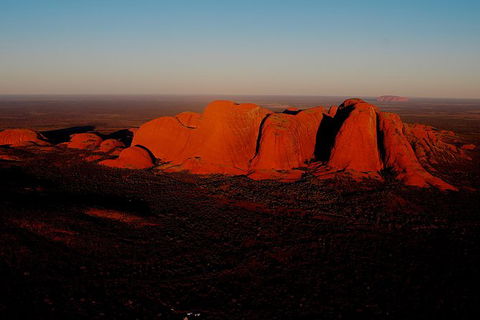 Uluru & Resort Postcard Flight - Accommodation Batemans Bay 1