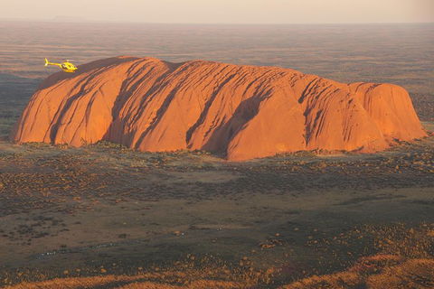 Uluru & Resort Postcard Flight - Accommodation Batemans Bay 2
