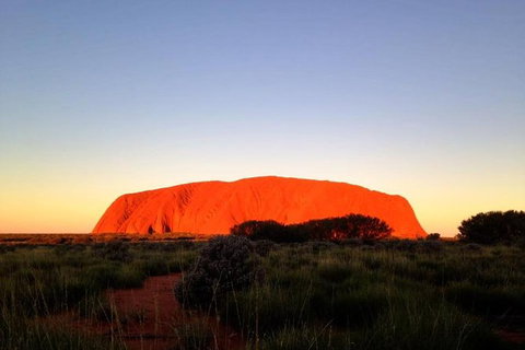 Small Group Uluru Sunset Viewing Tour - Accommodation Batemans Bay 0