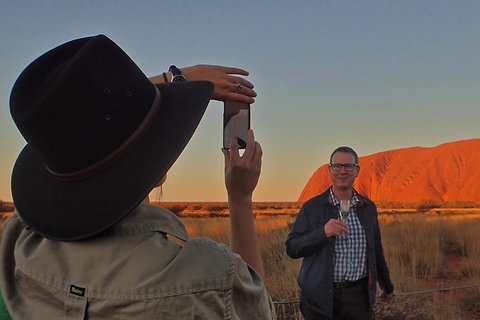 Small Group Uluru Sunset Viewing Tour - Accommodation Batemans Bay 3