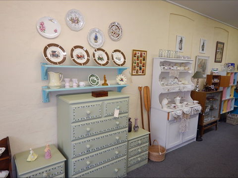 Meri Collectables - Accommodation Batemans Bay 1