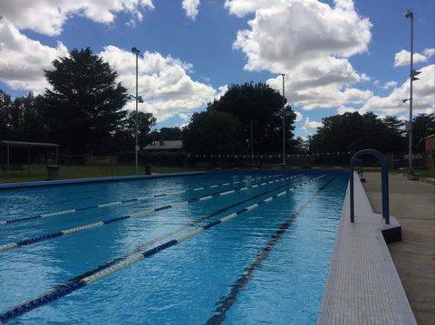 Yass Olympic Swimming Pool - Accommodation Batemans Bay 1