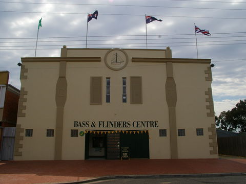 Bass & Flinders Centre - Accommodation Batemans Bay 2
