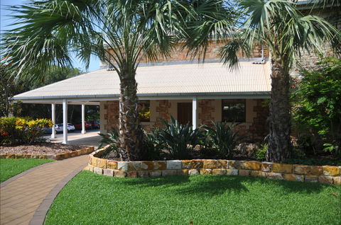Administrator's Offices And Cell Block - Accommodation Batemans Bay 2