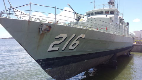 HMAS Gladstone - Accommodation Batemans Bay 0