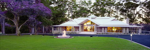 Ken Duncan Gallery - Accommodation Batemans Bay 0