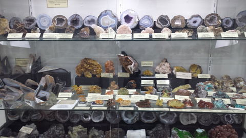 The Ted Elliott Mineral Collection - Accommodation Batemans Bay 2