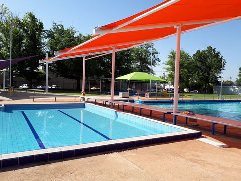 Cootamundra Municipal Swimming Pool - Accommodation Batemans Bay 0