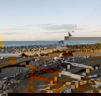 Dolphin Heads - Accommodation Batemans Bay