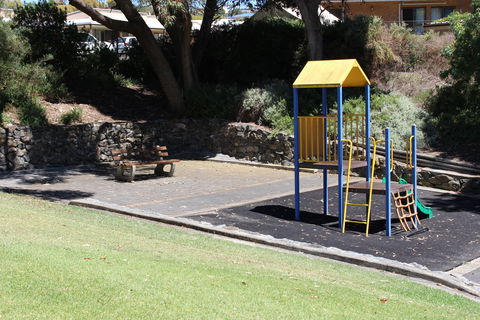 Flinders Park Playground - Accommodation Batemans Bay 1
