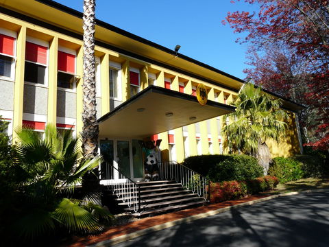 Germany, Embassy Of - Accommodation Batemans Bay 0