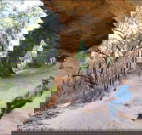 Sandstone Caves Walking Track - Accommodation Batemans Bay