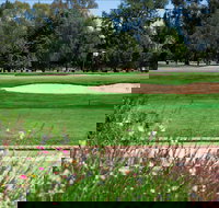 Howlong Golf Resort - Accommodation Batemans Bay