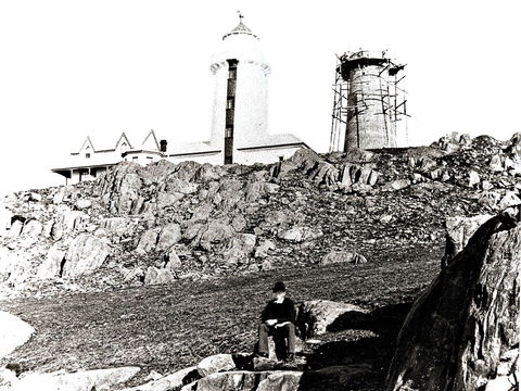 Low Head Lighthouse - Accommodation Batemans Bay 1
