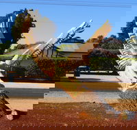 Loxton Tree sculptures - Accommodation Batemans Bay