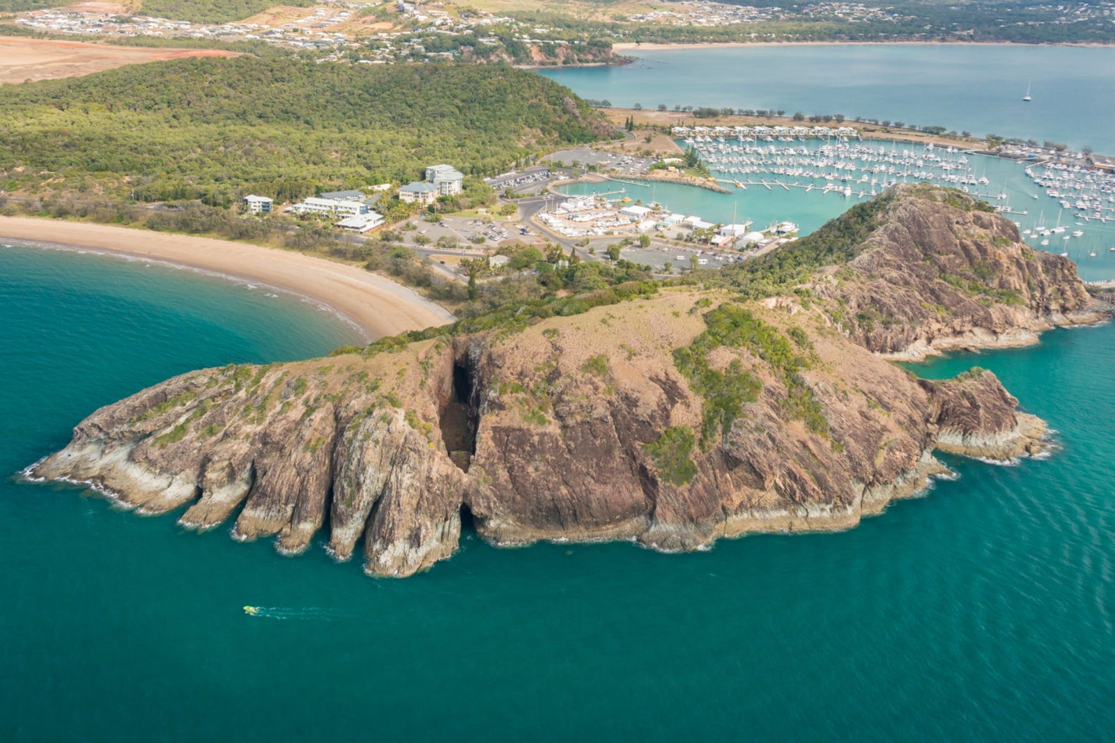 Rosslyn QLD Accommodation Batemans Bay