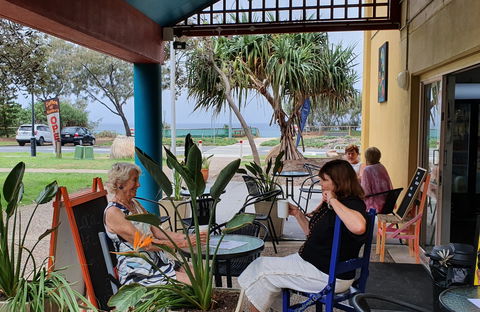 The Royal Queensland Art Society Inc. - Accommodation Batemans Bay 2