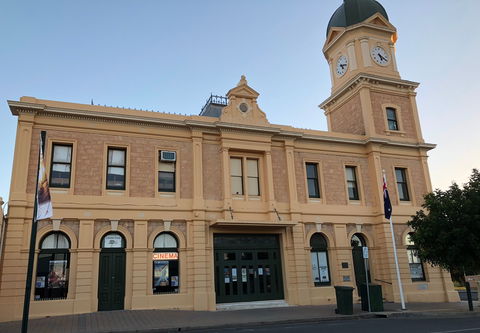 Cinema, Moonta - Accommodation Batemans Bay 2