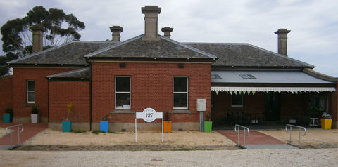 Gallery 127 - Accommodation Batemans Bay 1