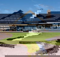 Peninsula Kingswood Country Golf Club - Accommodation Batemans Bay