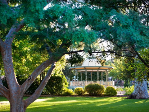 Robertson Park - Accommodation Batemans Bay 0