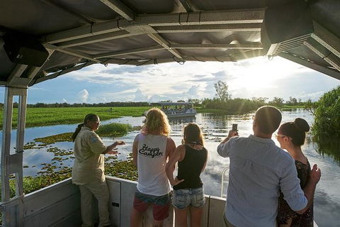 Yellow Water Cruise - Kakadu - Accommodation Batemans Bay 2